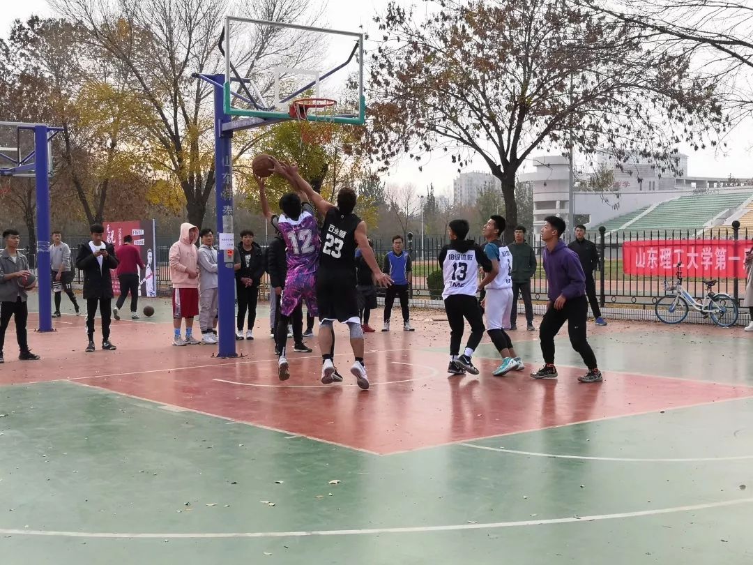 篮球赛规则学校是3v3的吗_学校3v3篮球赛规则是什么_学校篮球比赛打几场