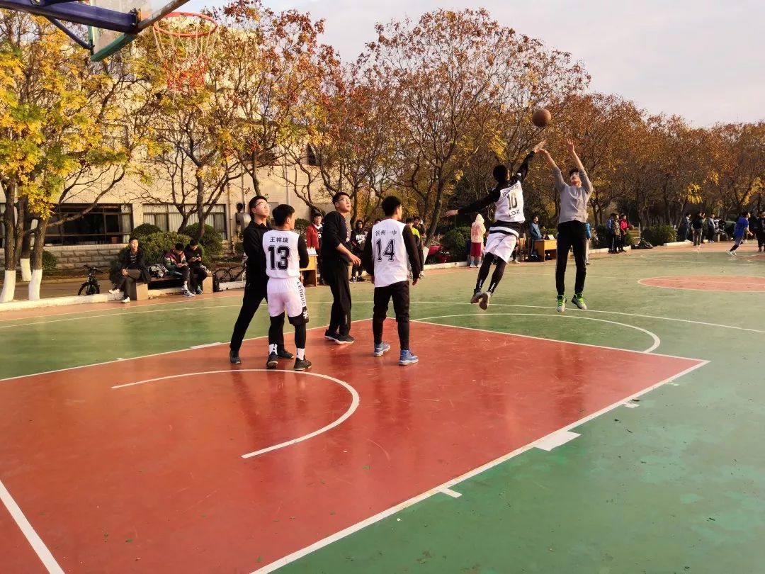 学校3v3篮球赛规则是什么_学校篮球比赛打几场_篮球赛规则学校是3v3的吗