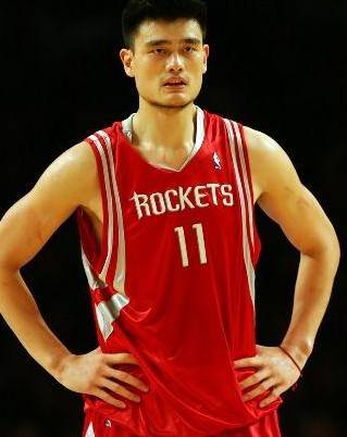 个子矮的篮球球星_篮球历史矮个子中锋男明星_nba矮个中锋现役